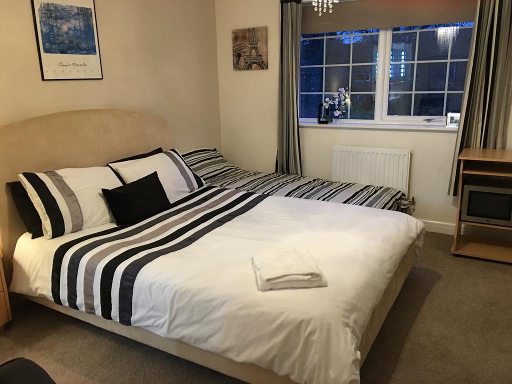 Sleepneat Bed & Breakfast Ascot  Ruang foto