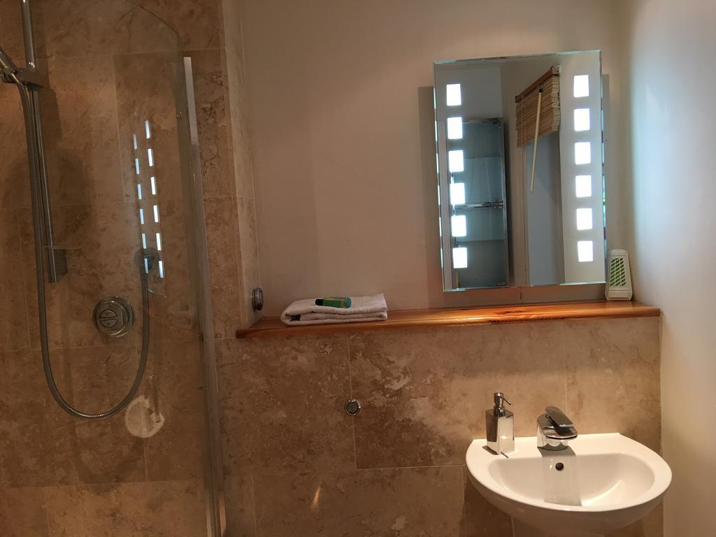 Sleepneat Bed & Breakfast Ascot  Ruang foto