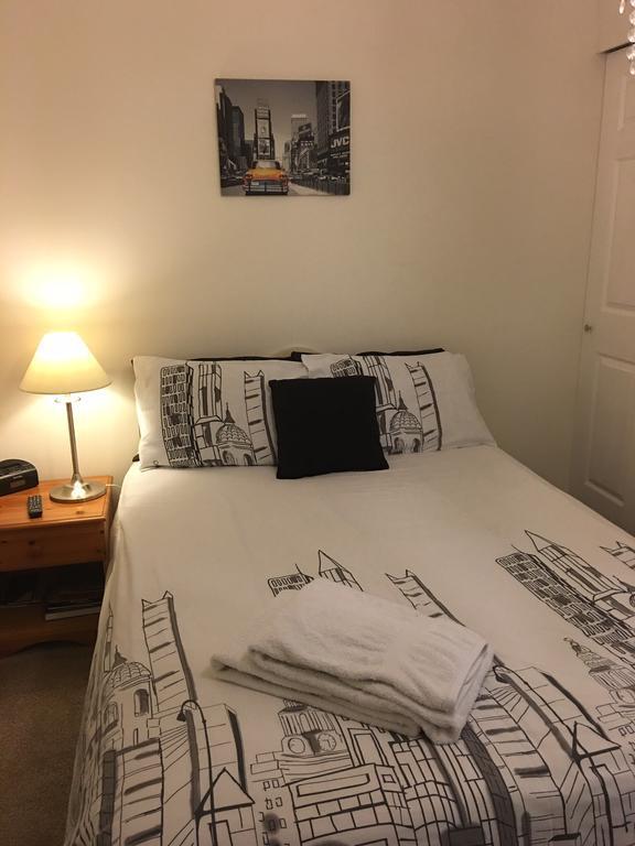 Sleepneat Bed & Breakfast Ascot  Ruang foto